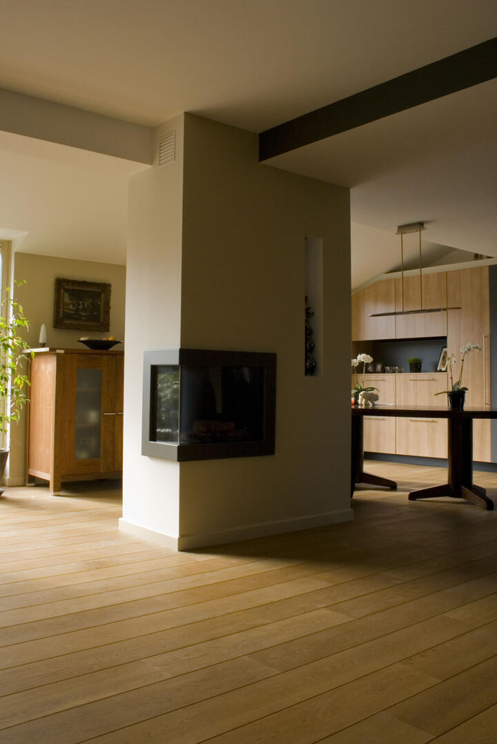 haard in hoek van huis